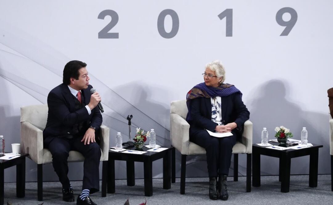 El diputado Mario Delgado y la titular de Segob, Olga Sánchez Cordero. Foto: Diego Simón/EL UNIVERSAL 