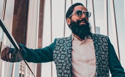 Se lanzan contra Carlos Muñoz por humillar a un mesero; el influencer asegura que le dio una beca