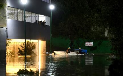 "Nada más llueve y ya nos da miedo"; vecinos de Huixquilucan denuncian inundaciones recurrentes tras desbordamiento