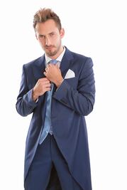 A Zurita le cuesta vender "I was there"