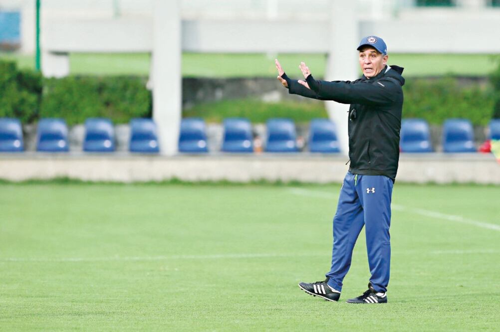 De no triunfar en Querétaro, el técnico celeste estaría en problemas (ETZEL ESPINOSA. IMAGO7)