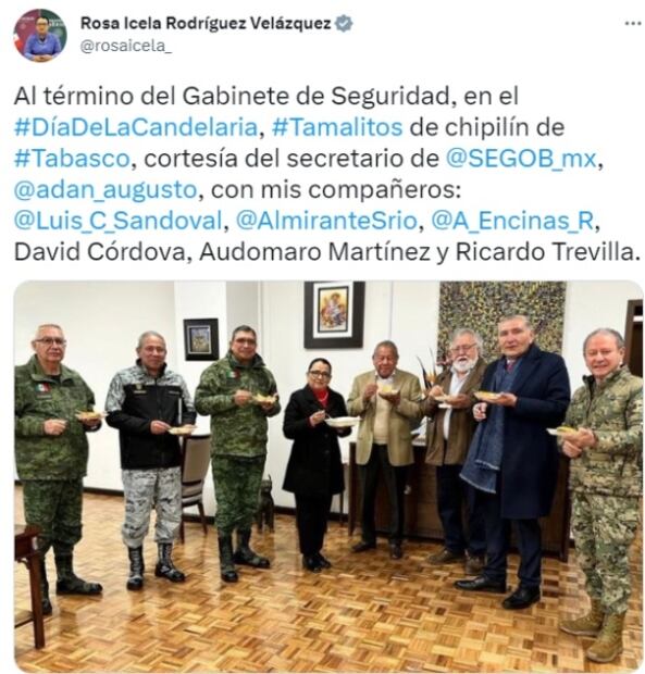 AMLO festeja el Día de la Candelaria con corundas y gabinete de Seguridad con tamales de chipilín