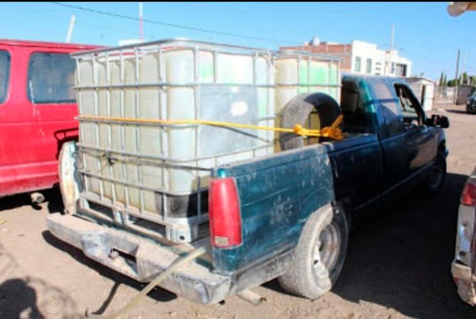Desactivan parque vehicular huachicolero en Hidalgo; aseguran 11 camionetas 