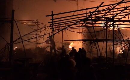 Registran incendio en mercado de la Merced 