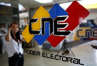 Retrasan referendo revocatorio contra Maduro