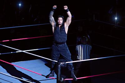 Reigns se retira temporalmente de la lucha libre