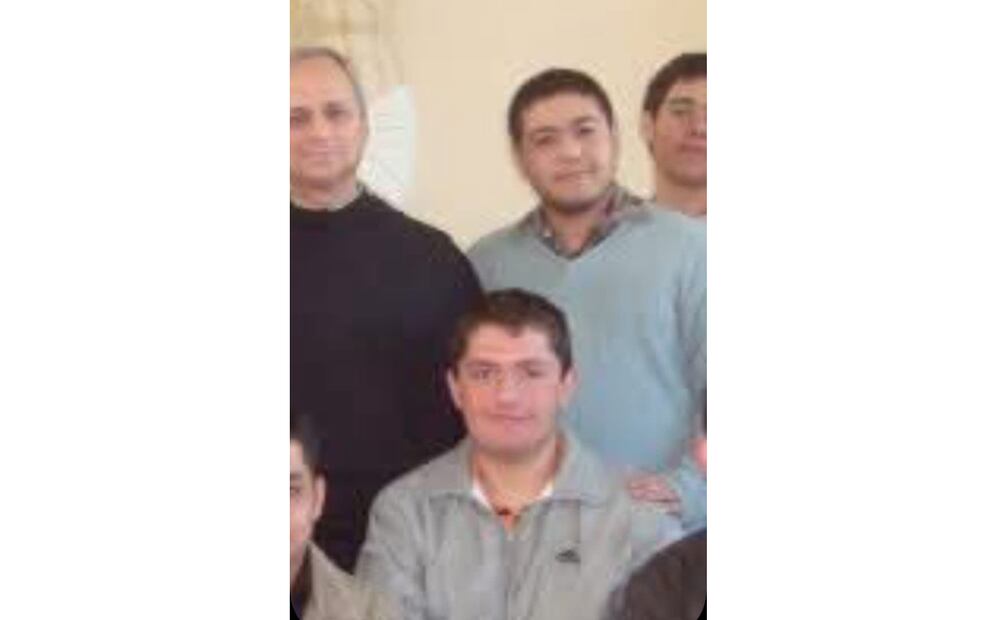 Papa León XIV junto a sacerdotes y laicos durante visita en Guanajuato (08/05/2025). Foto: Especial