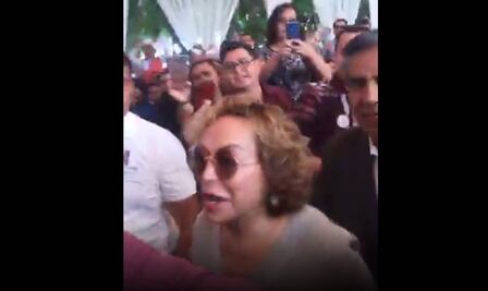 Elba Esther Gordillo anuncia que buscará la dirigencia del SNTE