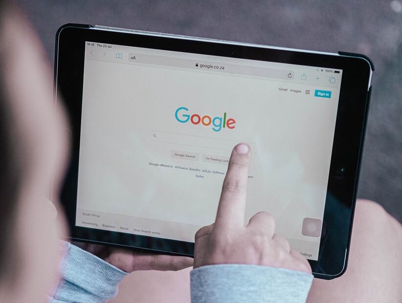Tabnabbing, la forma de ciberataque que toma provecho de las pestañas que dejas abiertas en el navegador. Foto: Unsplash
