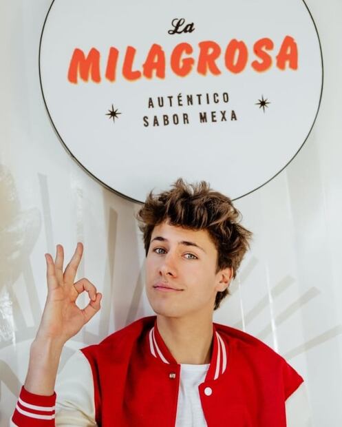 ¿Cuánto cuesta comer en la taquería de Juanpa Zurita? 
