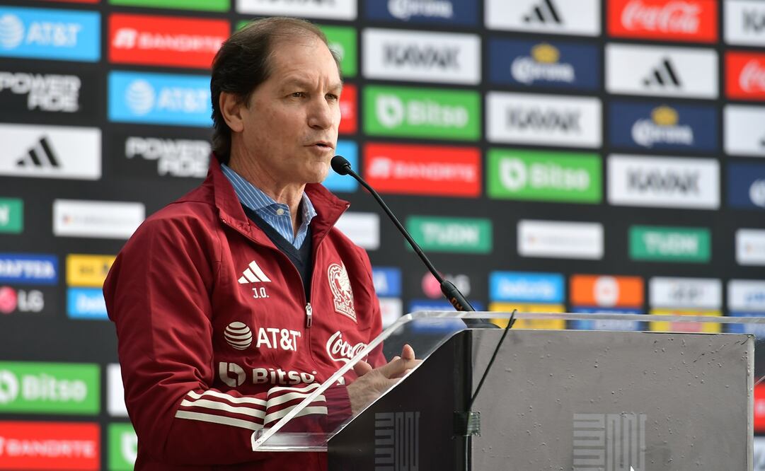 El Director de Selecciones Nacionales en conferencia de prensa / Foto: Imago7
