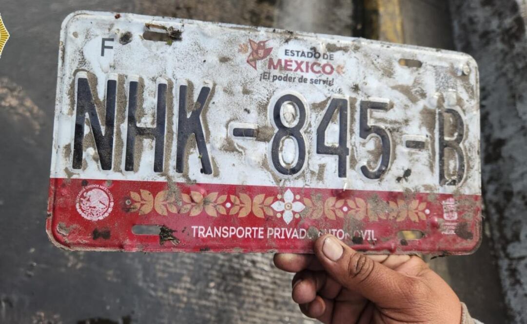 Hallan placas extraviadas por lluvias (03/06/2025). Foto: Especial