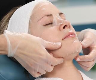 Microneedling: El nuevo secreto de belleza para lucir más joven