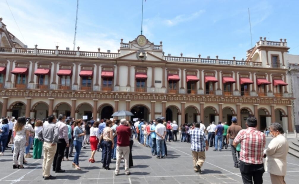 Miles participan en mega simulacro de sismo en los estados