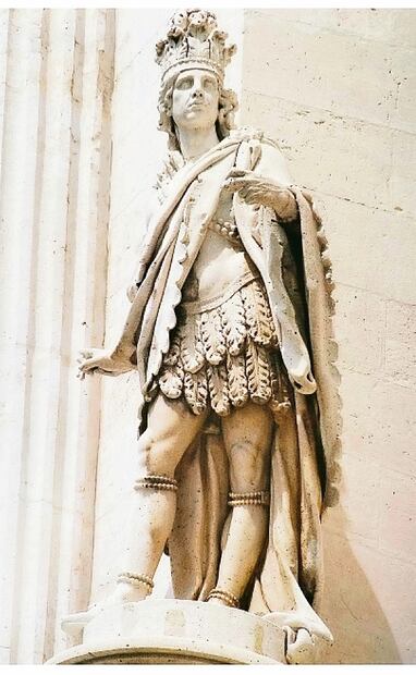 Escultura de Moctezuma en el Palacio Real de Madrid. Imagen del libro “Moctezuma y Atahualpa: vida, pasión y muerte de dos gobernantes”