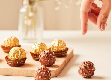 Bajo el microscopio: ¿De qué están hechos los Ferrero Rocher?