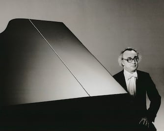 Entre Brendel y el Blanquito…por Lázaro Azar