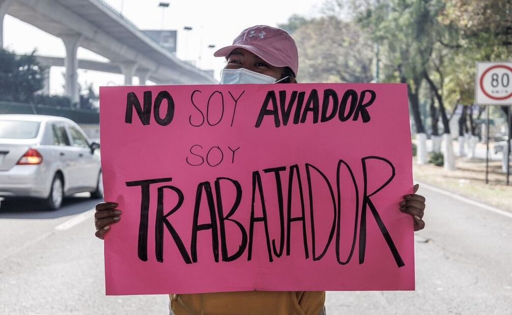 Las trabajadoras piden pago de su sueldo (23/01/2025). Foto:  Yaretzy Osnaya / EL UNIVERSAL