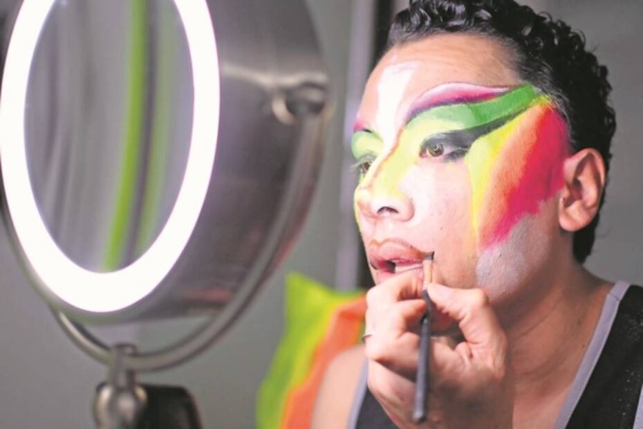 El mundo en neón, la identidad que es arte