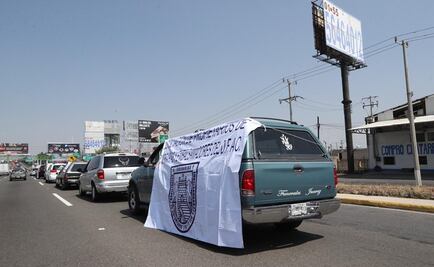 Empresarios de servicios funerarios se manifiestan en Toluca
