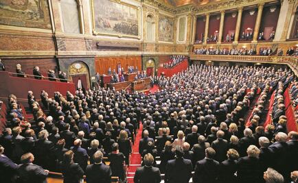 Hollande pide una coalición internacional contra el EI
