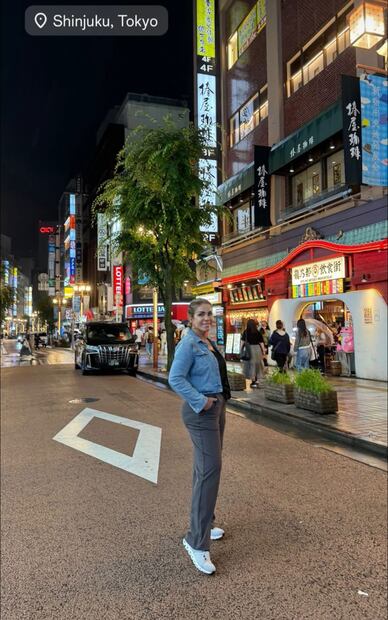 El look de Rocío Sánchez Azuara en Japón. Foto: Instagram @rocio_sazuara