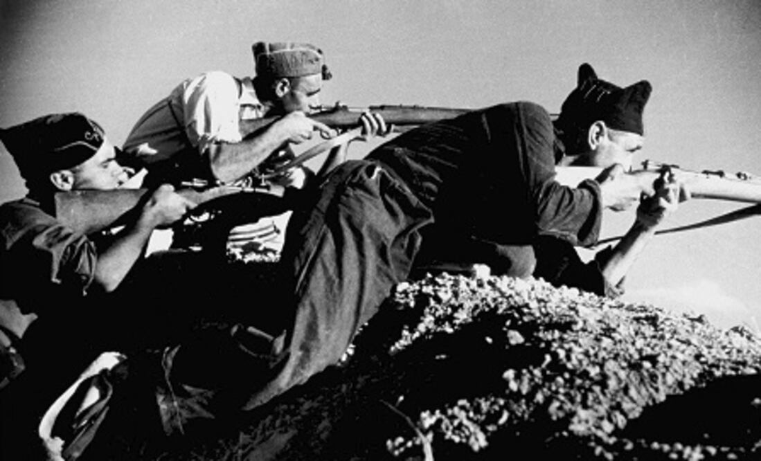 Robert Capa y Alí Chumacero, en un día como hoy