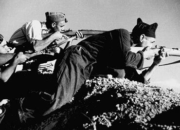 Robert Capa y Alí Chumacero, en un día como hoy