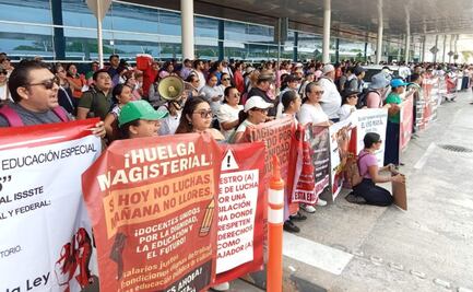 Más de 2 mil maestros de la CNTE toman instalaciones del Aeropuerto Internacional de Mérida; reportan caos vial y retrasos en 17 vuelos