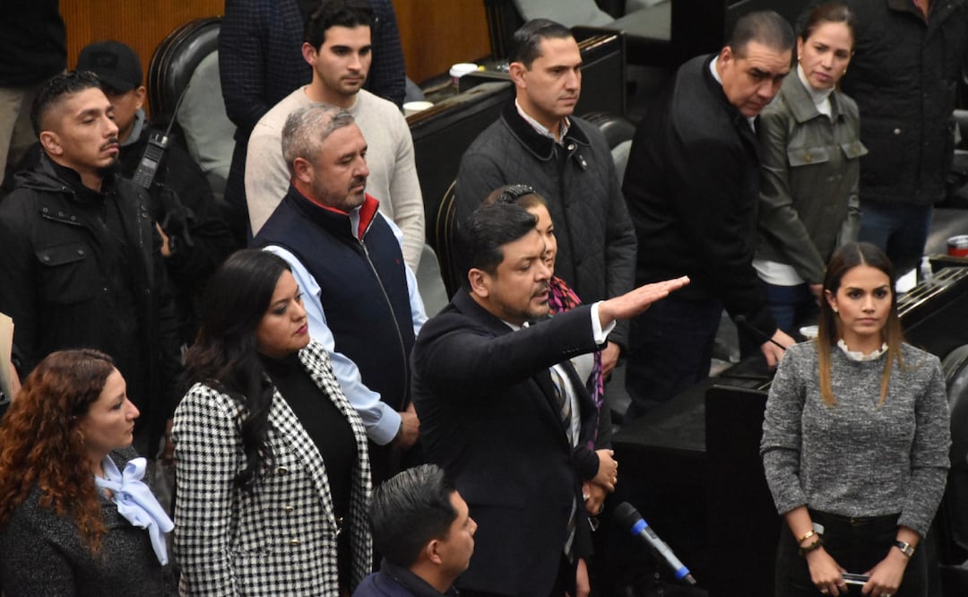 Toma de protesta de Luis Enrique Orozco  como gobernador interino de Nuevo León. Foto: Emilio Vásquez archivo/EL UNIVERSAL
