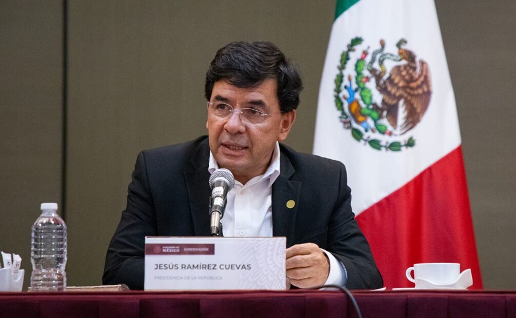 El vocero del presidente Andrés Manuel López Obrador declaró que México va en dirección contraria respecto a la mayor parte del mundo. Foto: EL UNIVERSAL