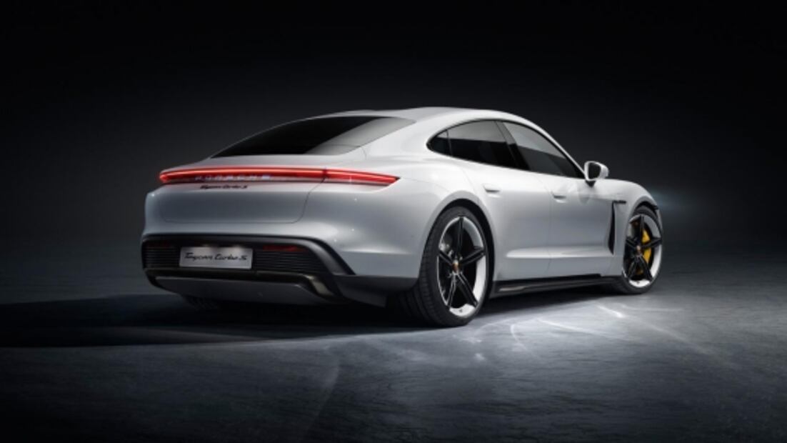 Taycan, el primer eléctrico de Porsche llega con 750 caballos de fuerza