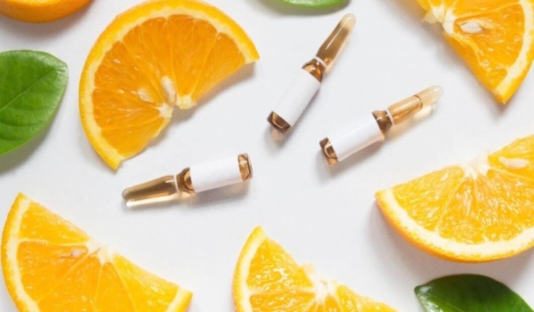 Expertos revelan los beneficios secretos de la vitamina C en tu piel