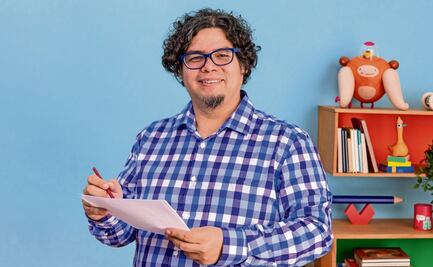 "Las ficciones que contamos nos mantienen aún vivos”: Antonio Ramos Revillas