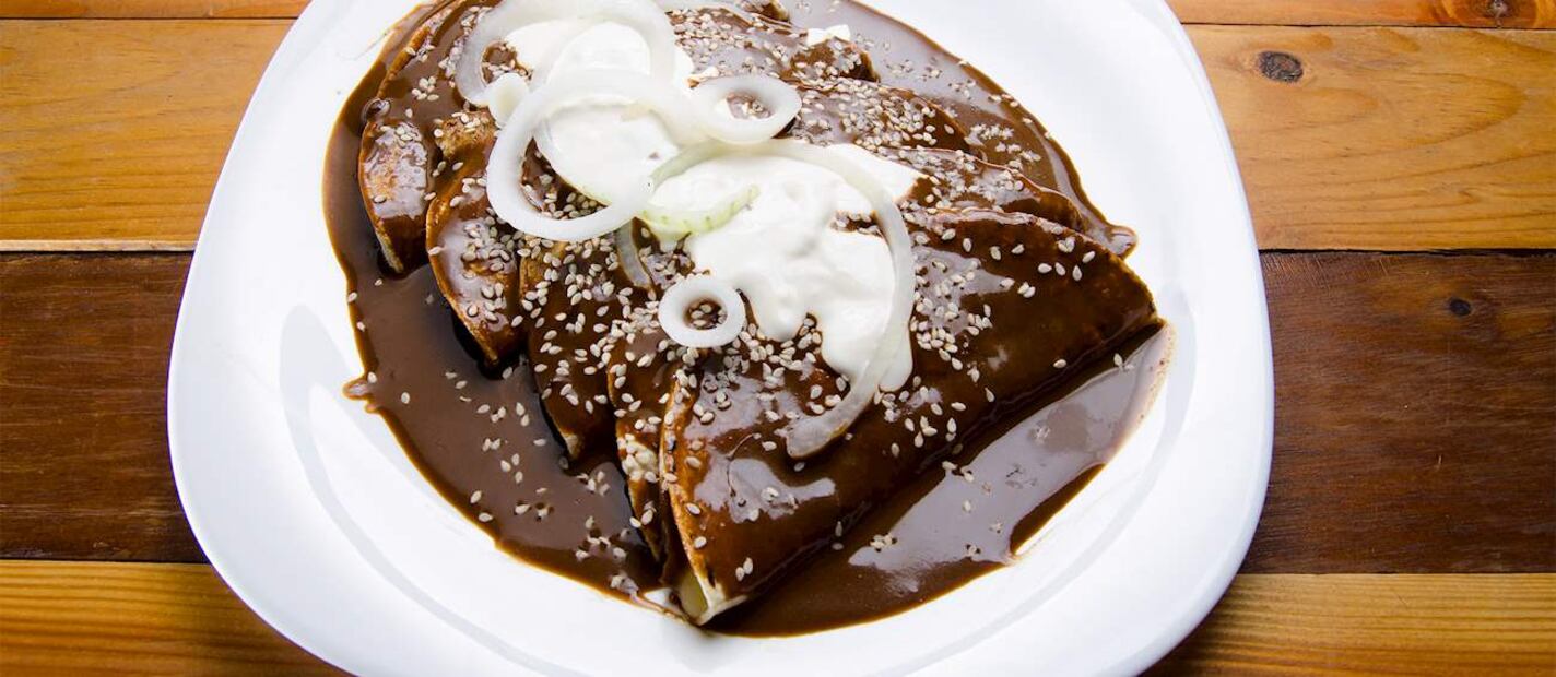 Enmoladas. Foto: Taste Atlas