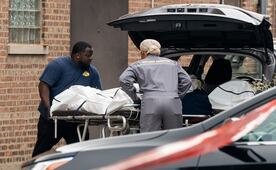 Macabro hallazgo en funeraria de Chicago; encuentran más de 50 cuerpos mal almacenados y en descomposición