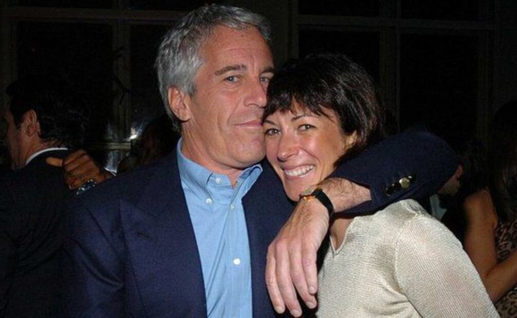 Ella es Ghislaine Maxwell, la exnovia de Jeffrey Epstein señalada en el escándalo de tráfico sexual. Foto: Agencias