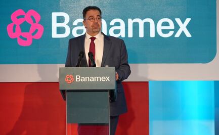 "La democracia está en crisis", dice Nobel de economía; México no ha crecido por desigualdad, corrupción e inseguridad, asegura