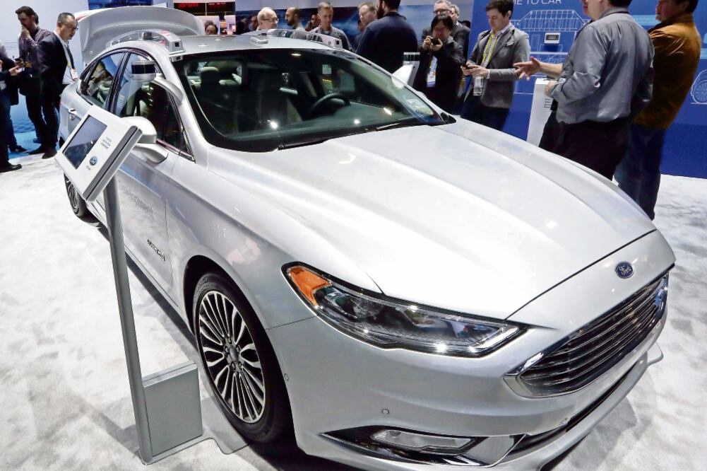 En el caso de Ford, importa los autos sedán Fusion y MKZ de México; sin embargo, este segmento va a la baja en el mercado estadounidense. Foto: ARCHIVO EL UNIVERSAL