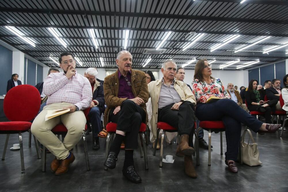 Integrantes del gabinete ampliado del presidente electo, Andrés Manuel López Obrador. Foto: Especial