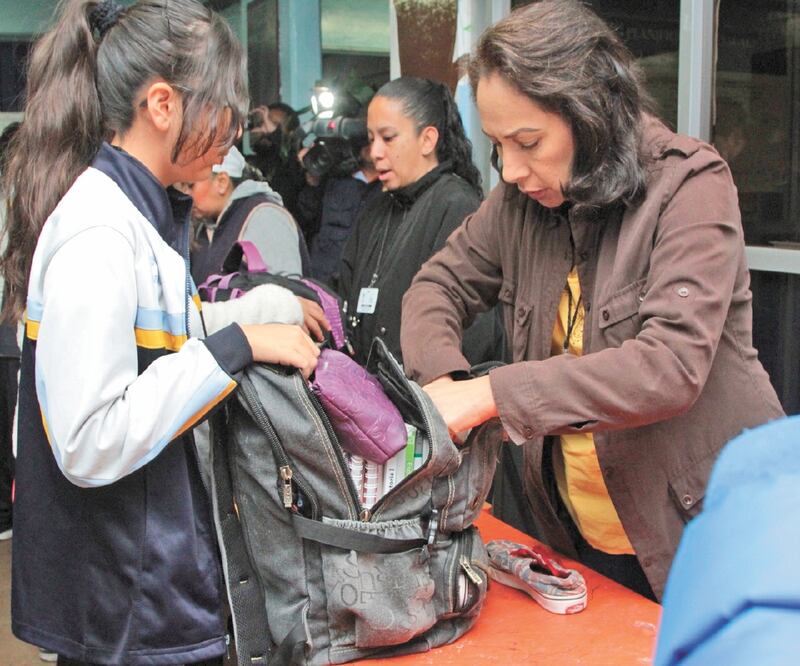 El programa Mochila Segura transgrede los derechos a la privacidad e intimidad de los alumnos, determinó la Suprema Corte. ARCHIVO EL UNIVERSAL