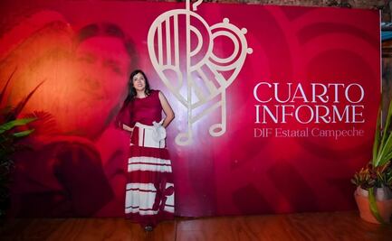 Hermana de Layda Sansores rinde su informe al frente del DIF de Campeche, cantando