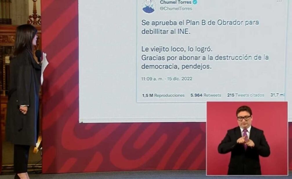 Ante AMLO, García Vilchis acusa a Chumel Torres de difundir odio contra la familia del presidente