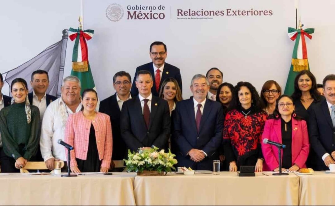 Senadores y canciller De la Fuente se reúnen para analizar escenario internacional, T-MEC y migración este lunes 6 de octubre de 2025. Foto: Especial