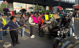 Vecinos cumplen 3 horas de bloqueo en la López Portillo, Edomex; acusan falta de acuerdo por ampliación de suburbano al AIFA