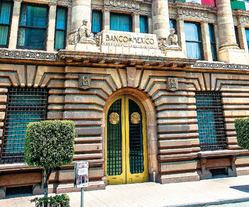 Hacia una economía sin política económica