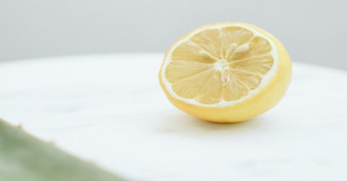¿Es realmente bueno usar limón en mascarillas para el rostro?