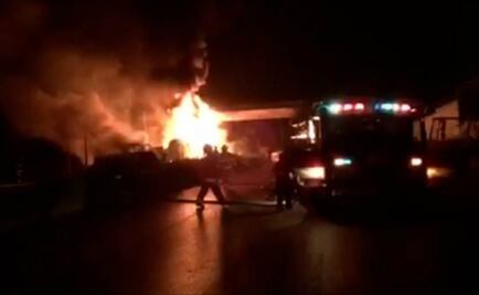 Chocan pipa y convoy militar en Hidalgo; hay 3 heridos