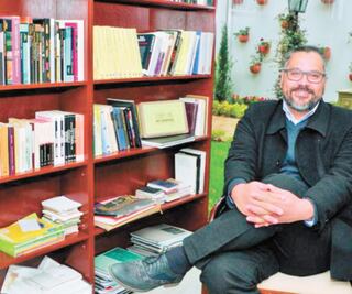 Nahum Montt, el editor colombiano del FCE que es acusado de corrupción