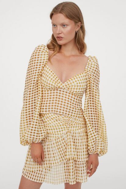 Prendas y accesorios que siempre serán un must en el verano 